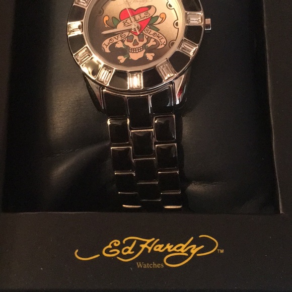 Ed Hardy Love Kills Slowly Women’s Watch - Picture 3 of 3